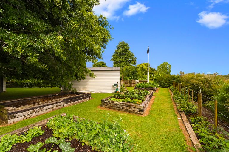 Photo of property in 281 Athlone Drive, Cambridge, 3434