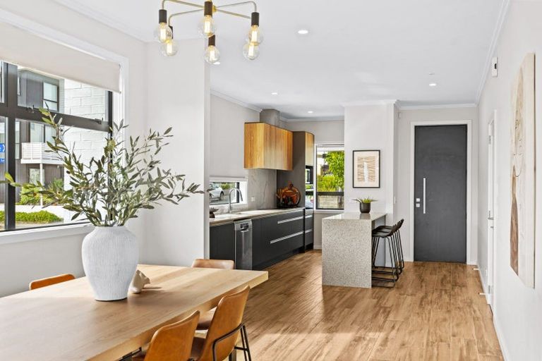 Photo of property in 24 Marine Parade, Hobsonville, Auckland, 0616