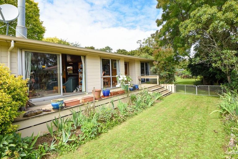 Photo of property in 4 Hilton Road, Carterton, 5713
