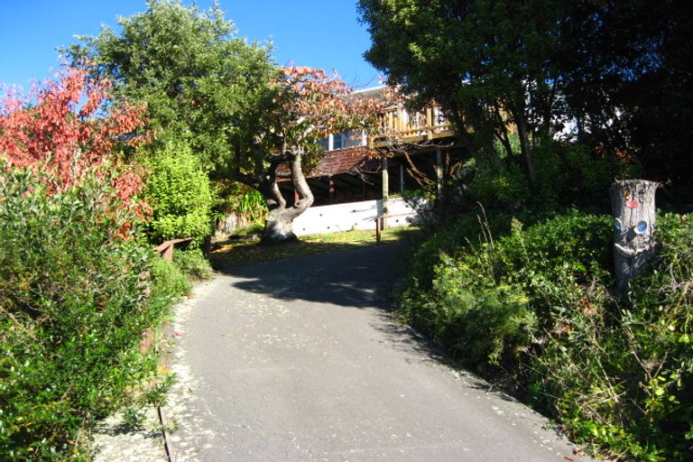 Photo of property in 36 Merlincote Crescent, Governors Bay, Lyttelton, 8971