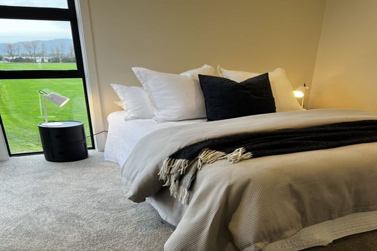 Photo of property in 1/28 Fitzherbert Road, Wainuiomata, Lower Hutt, 5014