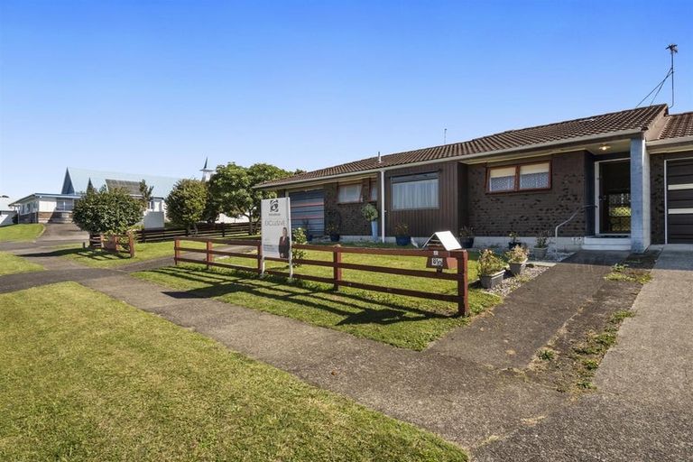 Photo of property in 8/19 Oxford Street, Te Puke, 3119