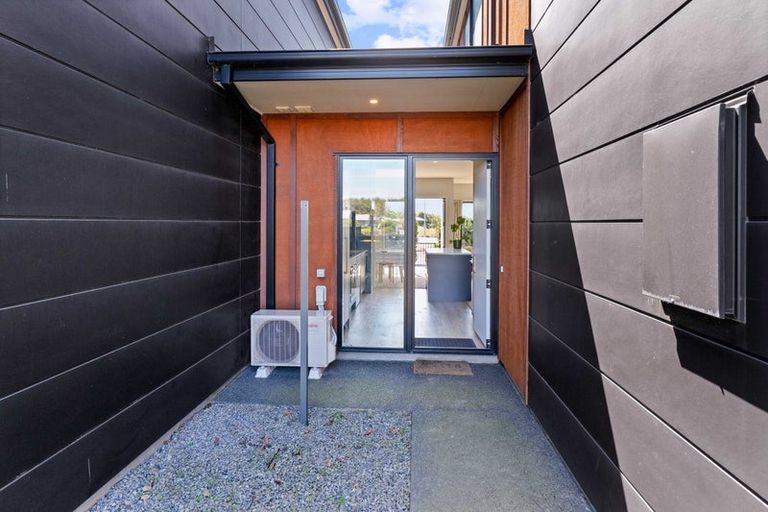 Photo of property in 8a Packard Crescent, Halswell, Christchurch, 8025