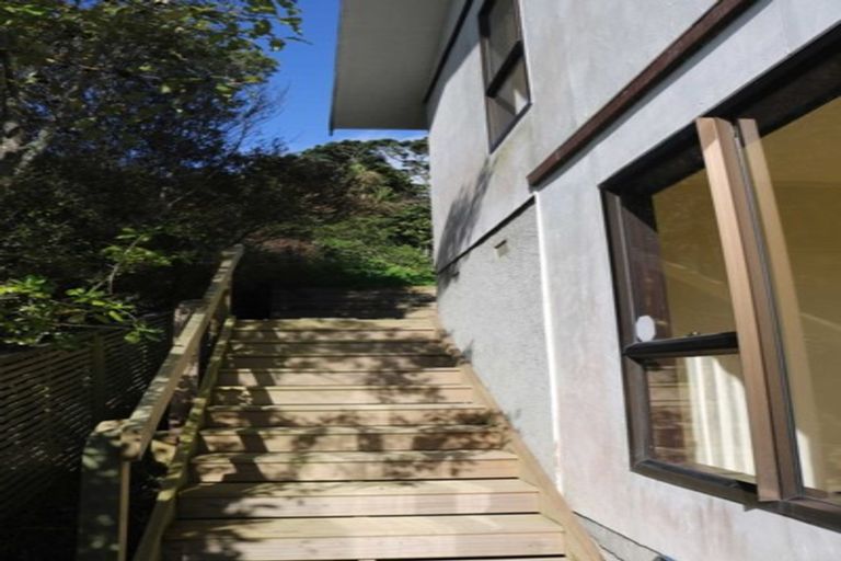 Photo of property in 7 Saint Aidans Way, Tawa, Wellington, 5028