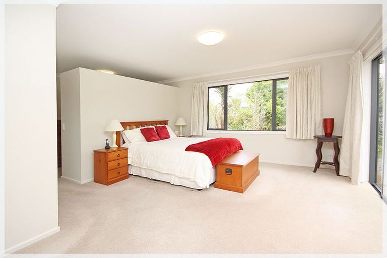 Photo of property in 14 Adrian Grove, Waikanae Beach, Waikanae, 5036