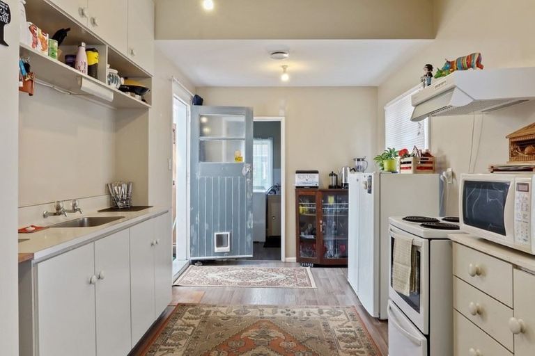 Photo of property in 238 Bower Avenue, North New Brighton, Christchurch, 8083