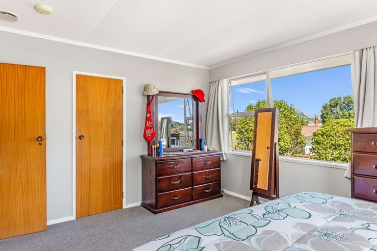 Photo of property in 12 Banks Street, Tolaga Bay, 4077
