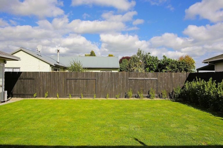 Photo of property in 77 Roberts Line, Kelvin Grove, Palmerston North, 4414