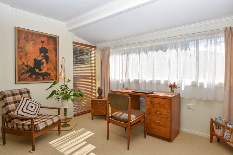 Photo of property in 108 Broadway, Carterton, 5713