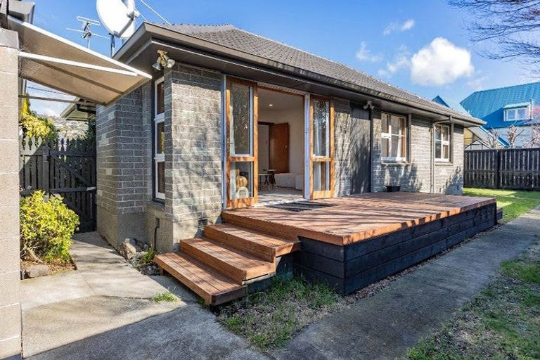 Photo of property in 3 Corson Avenue, Beckenham, Christchurch, 8023