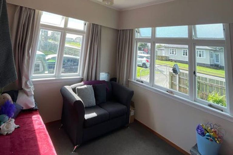 Photo of property in 9 Otore Street, Marton, 4710