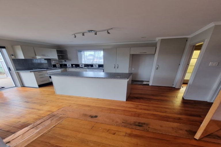 Photo of property in 18 Tomrich Street, Aranui, Christchurch, 8061