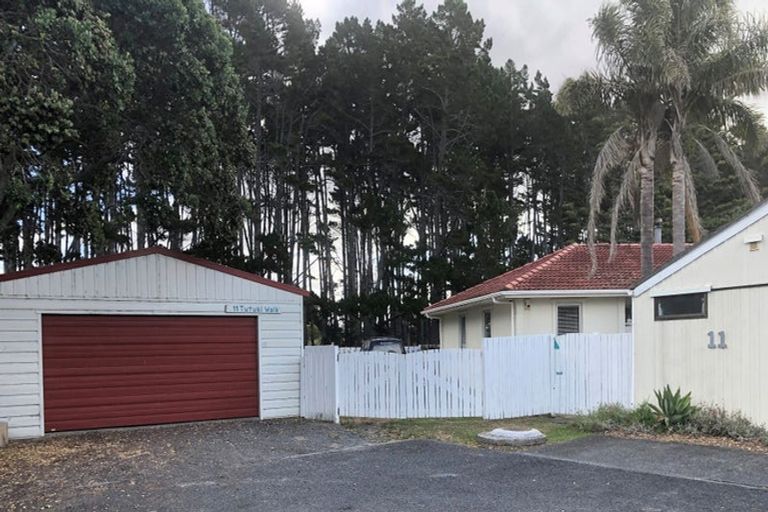 Photo of property in 11 Tutuki Walk, Ruakaka, 0116