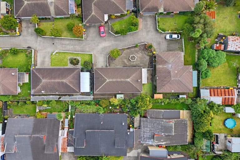 Photo of property in 6/39 Swanson Road, Henderson, Auckland, 0610
