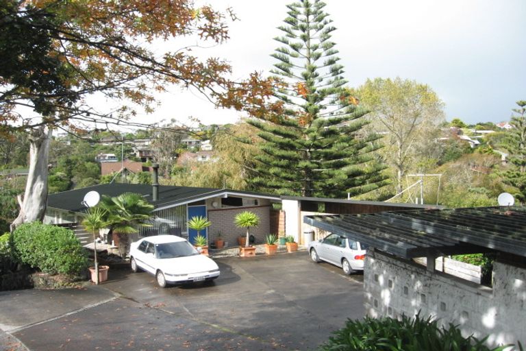 Photo of property in 22 Colmar Road, Mellons Bay, Auckland, 2014