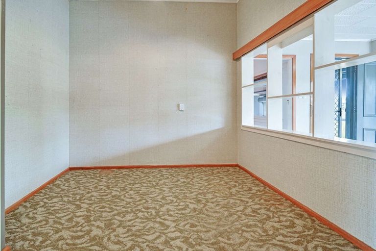 Photo of property in 19 Melville Street, Waipawa, 4210