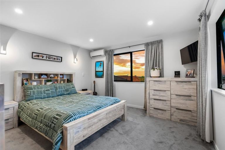 Photo of property in 45 Baumea Rise, Massey, Auckland, 0614