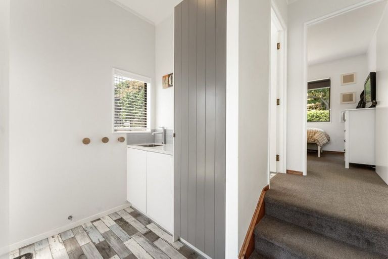 Photo of property in 31 Dingadee Street, Welcome Bay, Tauranga, 3112