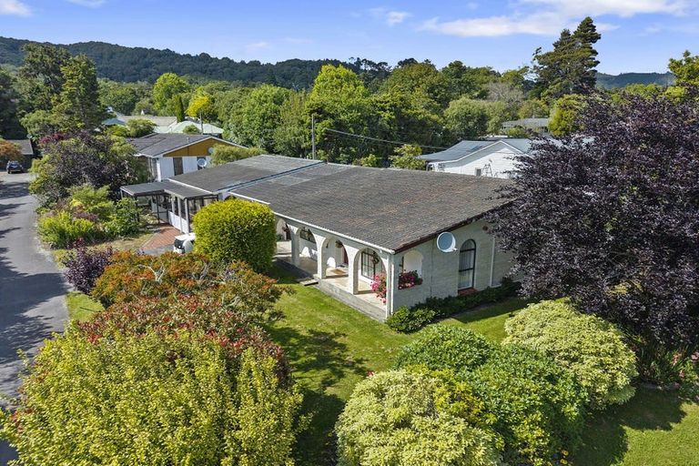 Photo of property in 1/26 Marlborough Street, Silverstream, Upper Hutt, 5019