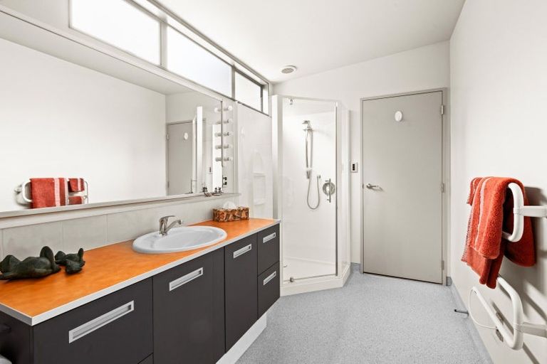 Photo of property in 35 Church Road, Taradale, Napier, 4112