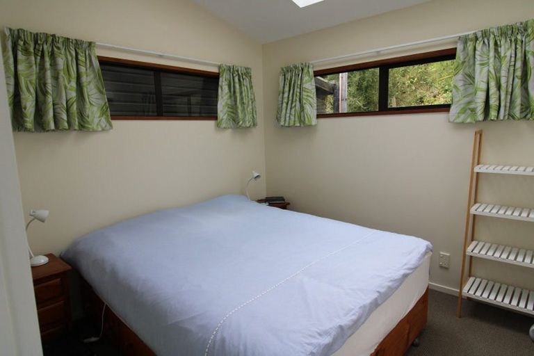 Photo of property in 25 Oxley Crescent, Broad Bay, Dunedin, 9014