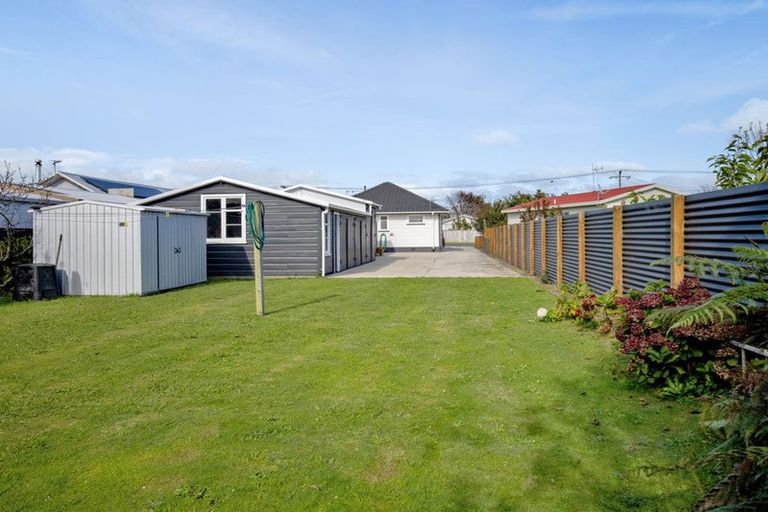 Photo of property in 60 Egmont Street, Hawera, 4610