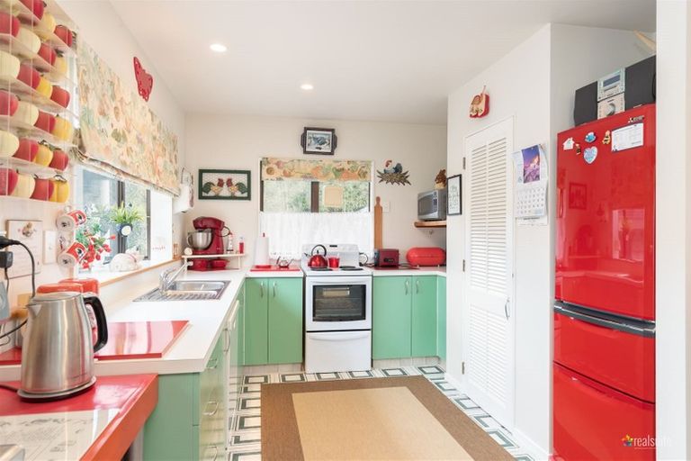 Photo of property in 4/12 Raukawa Street, Stokes Valley, Lower Hutt, 5019