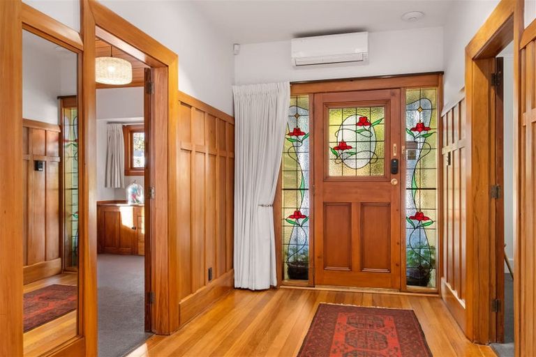 Photo of property in 16 Huntsbury Avenue, Huntsbury, Christchurch, 8022