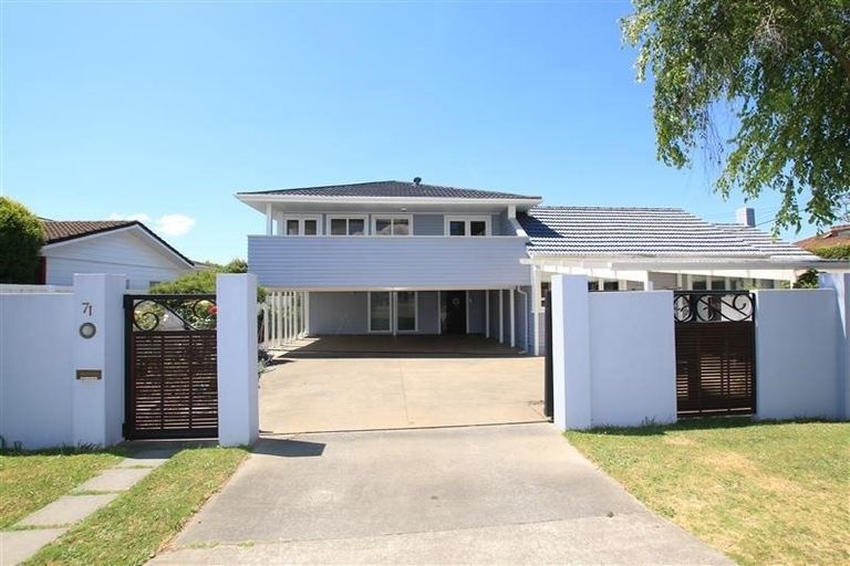 Photo of property in 71 Aberdeen Road, Castor Bay, Auckland, 0620