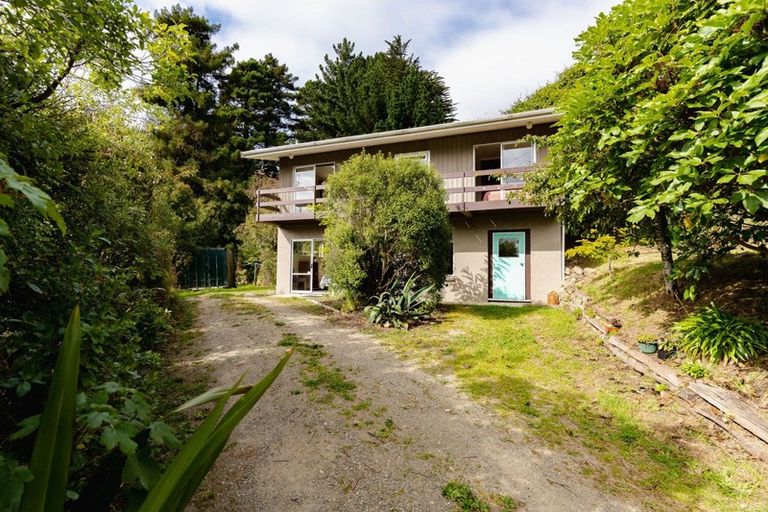 Photo of property in 96 Doctors Point Road, Waitati, 9085