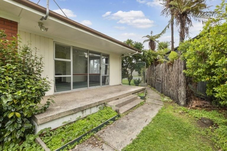 Photo of property in 8 Burwood Place, Silverdale, Hamilton, 3216