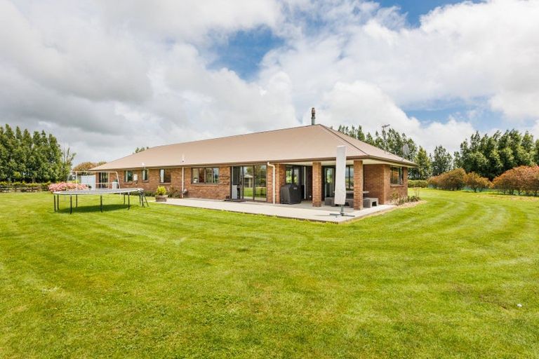 Photo of property in 707 Aranui Road, Kairanga, Palmerston North, 4475