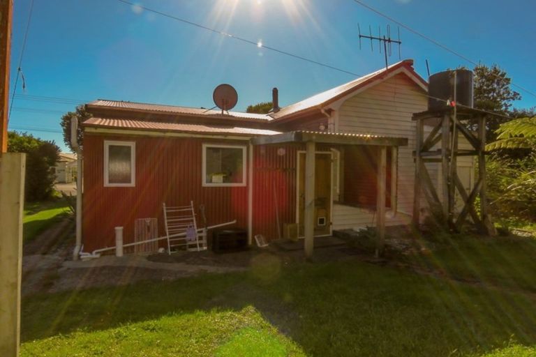 Photo of property in 84 Torea Street, Granity, 7823