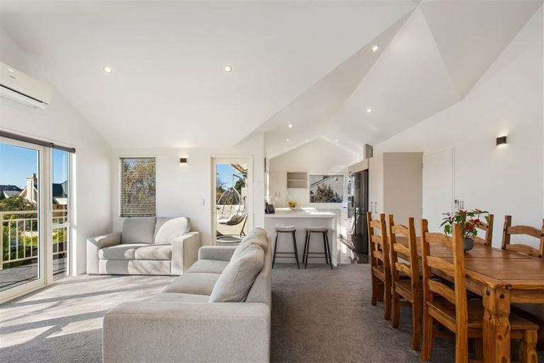 Photo of property in 4 Somerton Rise, Westmorland, Christchurch, 8025