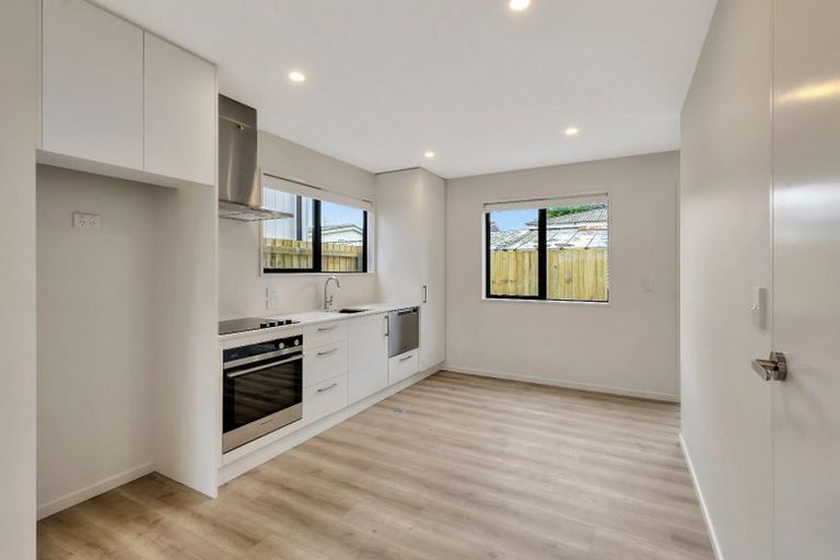 Photo of property in 5/12 Edward Avenue, Edgeware, Christchurch, 8013