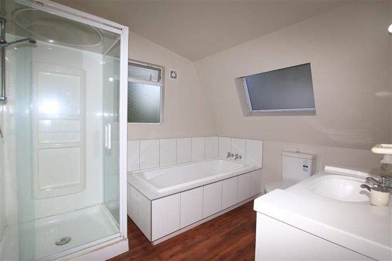 Photo of property in 55 Pemberton Avenue, Bayview, Auckland, 0629