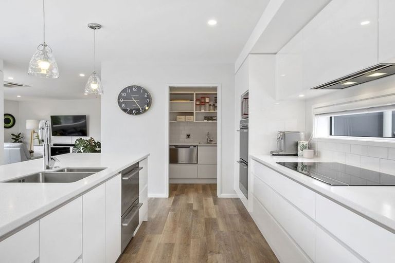 Photo of property in 14 Silver Springs Boulevard, Mosgiel, 9024