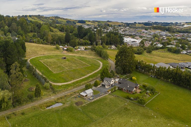 Photo of property in 44 Mcmeakin Road, Abbotsford, Dunedin, 9018