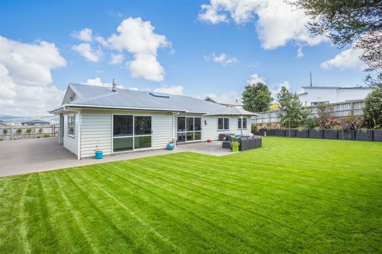 Photo of property in 7 Nelson Avenue, Aotea, Porirua, 5024