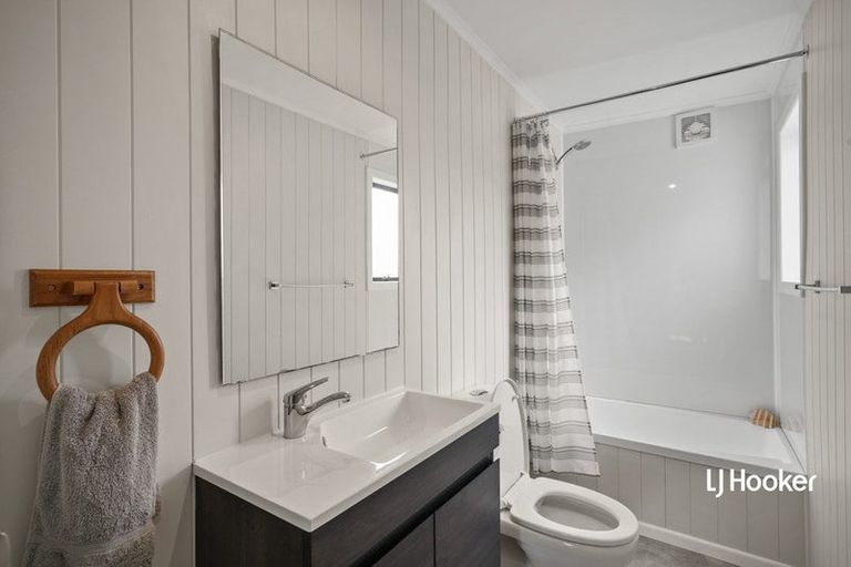 Photo of property in 19 Hanlen Avenue, Waihi Beach, 3611