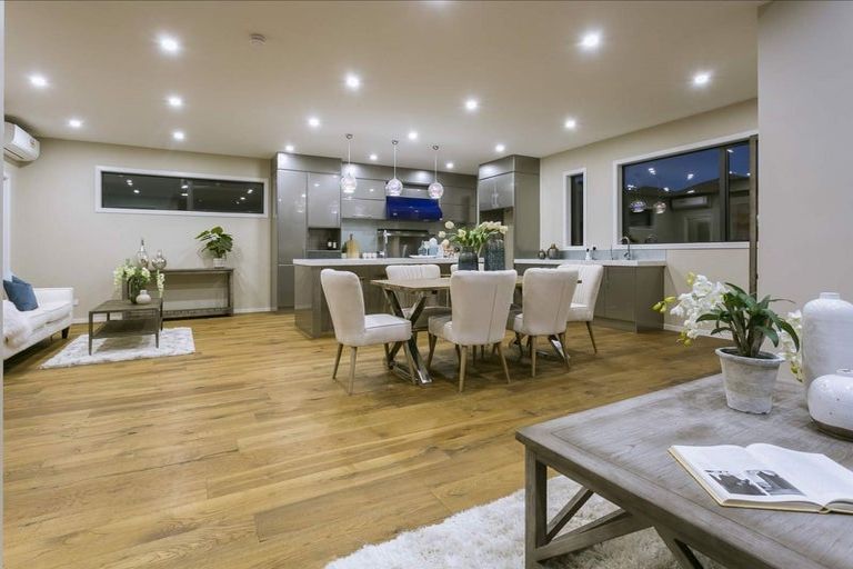 Photo of property in 9 Pennant Street, Long Bay, Auckland, 0630