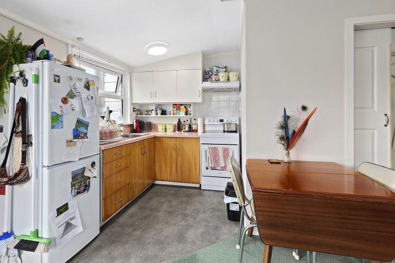 Photo of property in 2 Caprera Street, Melrose, Wellington, 6023