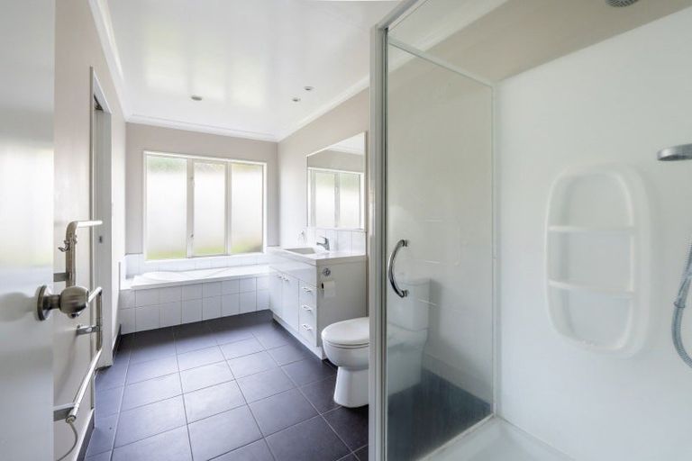 Photo of property in 9a Arthur Road, Hillpark, Auckland, 2102