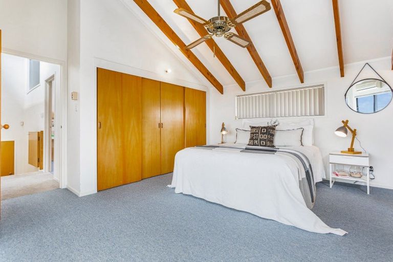 Photo of property in 24 Verbena Road, Birkdale, Auckland, 0626