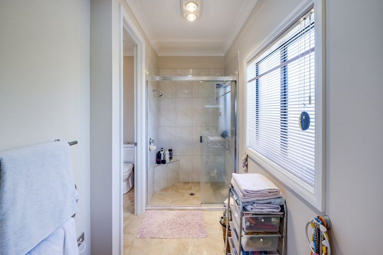 Photo of property in 18 Portland Place, Poraiti, Napier, 4112