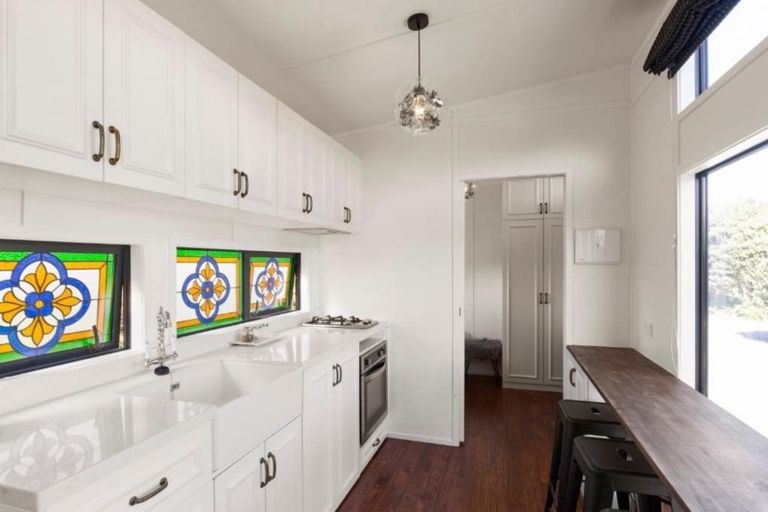 Photo of property in 184 Paetawa Road, Peka Peka, Waikanae, 5391