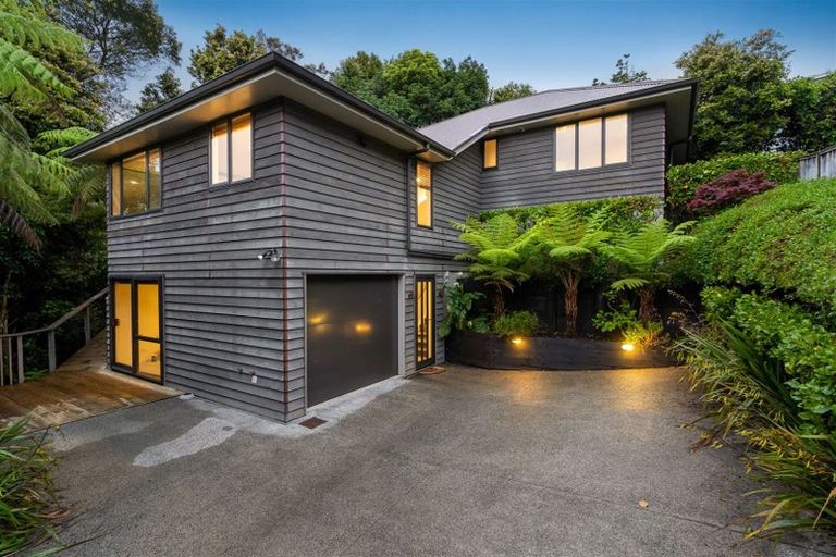 Photo of property in 129b Rangatira Road, Beach Haven, Auckland, 0626