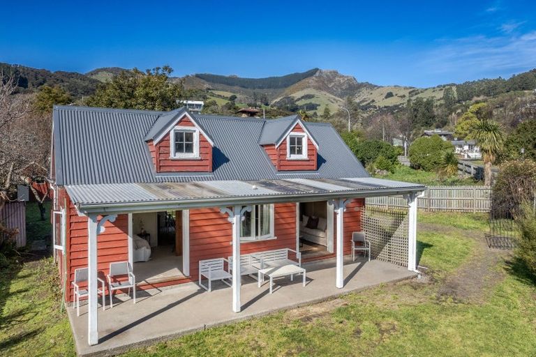 Photo of property in 11 Bruce Terrace, Akaroa, 7520