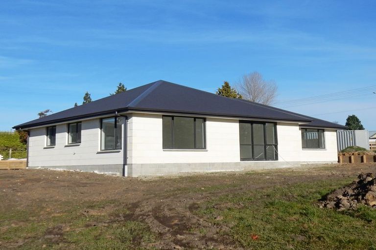 Photo of property in 2 Hollys Lane, Weston, Oamaru, 9401