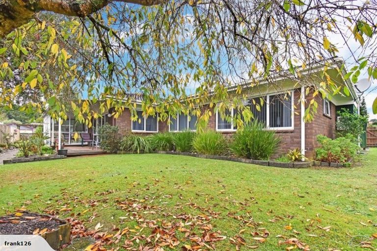 Photo of property in 2 Tuakura Way, The Gardens, Auckland, 2105